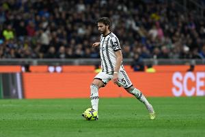 澳门真人百家乐-米体：图多尔不准备再改变尤文队长人选，洛卡特利将继续担任队长