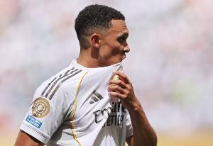 澳门真人百家乐官网-世体：图赫尔没征召阿诺德是给皇马顺水人情，阿诺德可以好好休息